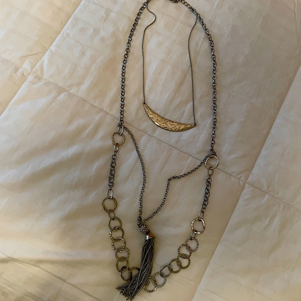 Chico’s Triple string necklace
